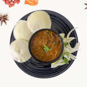 Idli With Chicken Curry